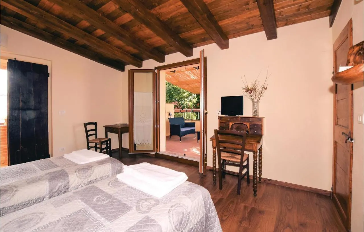 2 Bedroom Awesome Apartment In Cortona Ar